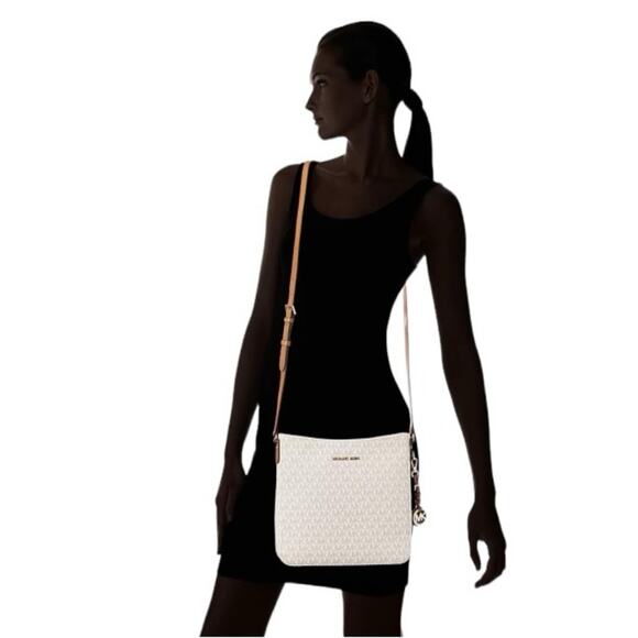 Michael Kors Large Messenger White with Matching ID Holder New Retails $476 - Picture 6 of 10